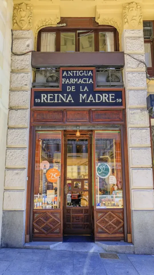 fachada reina madre fachada reina madre